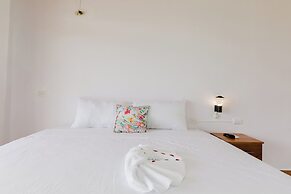 Blue Mountain Lodging Arenal