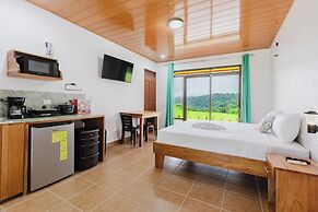 Blue Mountain Lodging Arenal
