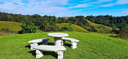 Blue Mountain Lodging Arenal
