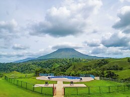 Blue Mountain Lodging Arenal