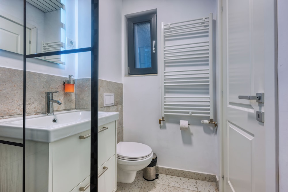 Piata Romana Suites - Pumo Properties