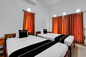 OYO 95088 Homestay Omah Pring
