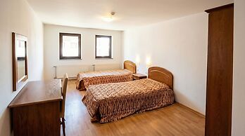 Penthouse Duplex Large 2 Bedroom MP1