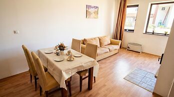 Penthouse Duplex Large 2 Bedroom MP1