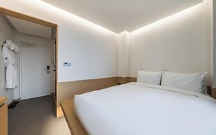 BLUEFROG HOTEL