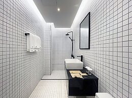 BLUEFROG HOTEL