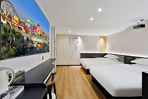 WEN SI TE HOTEL