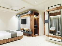 Hotel Maskan Surat