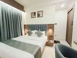 Hotel Maskan Surat