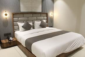 Hotel Maskan Surat