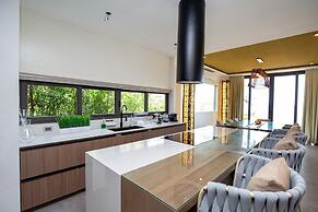 Encantada Residences