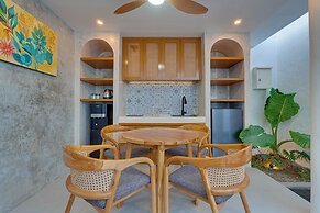 LaLuxe Villa and Residence
