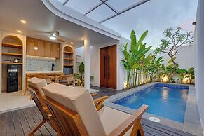 LaLuxe Villa and Residence