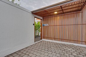 LaLuxe Villa and Residence