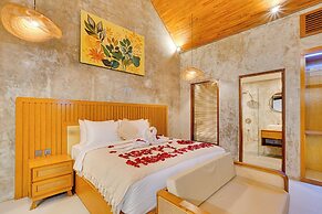 LaLuxe Villa and Residence