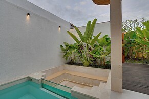 LaLuxe Villa and Residence