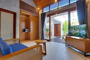 LaLuxe Villa and Residence