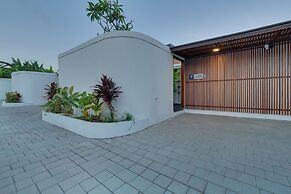 LaLuxe Villa and Residence