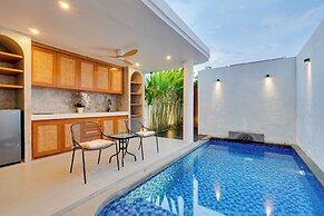 LaLuxe Villa and Residence