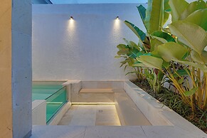 LaLuxe Villa and Residence