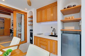 LaLuxe Villa and Residence