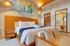 LaLuxe Villa and Residence