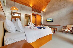 LaLuxe Villa and Residence
