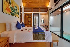 LaLuxe Villa and Residence