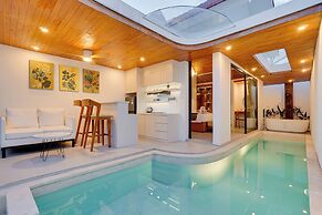 LaLuxe Villa and Residence