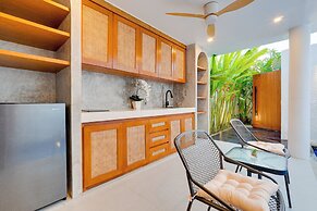 LaLuxe Villa and Residence