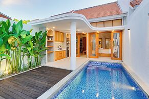 LaLuxe Villa and Residence