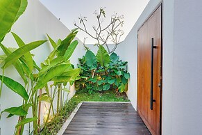 LaLuxe Villa and Residence