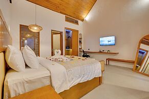 LaLuxe Villa and Residence