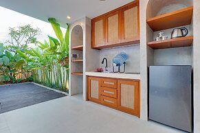 LaLuxe Villa and Residence