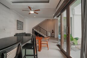 Villa Aura