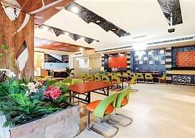 Hotel Vishwanath Palace