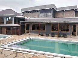 Olempiaus Gardens Hotel