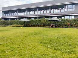Olempiaus Gardens Hotel