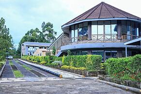 Olempiaus Gardens Hotel