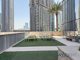 Modern 1BR Forte Near Burj & Mall