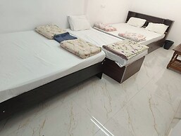 Silver Sand Beach Homestay