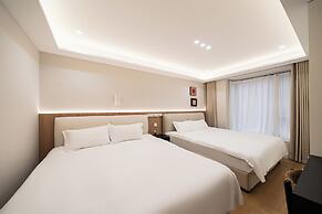 Today Aparthotel