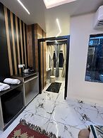 The Hotel Emerald