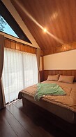 Padangsari Cabin House