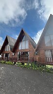 Padangsari Cabin House