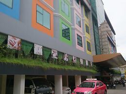 Palette Walking Street Pattaya