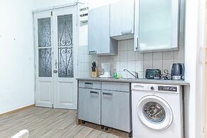 3 Apartments For 16 Near Lugner