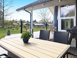 5 Star Holiday Home in Hals