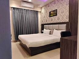 Hotel Golden Crown