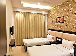 Hotel Golden Crown